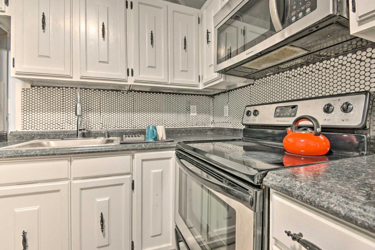 Mount Pocono Condo With Balcony, Near Mt Airy Casino Kültér fotó